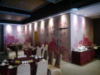 萬向移動隔間牆