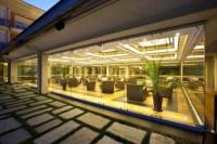 萬向移動隔間牆